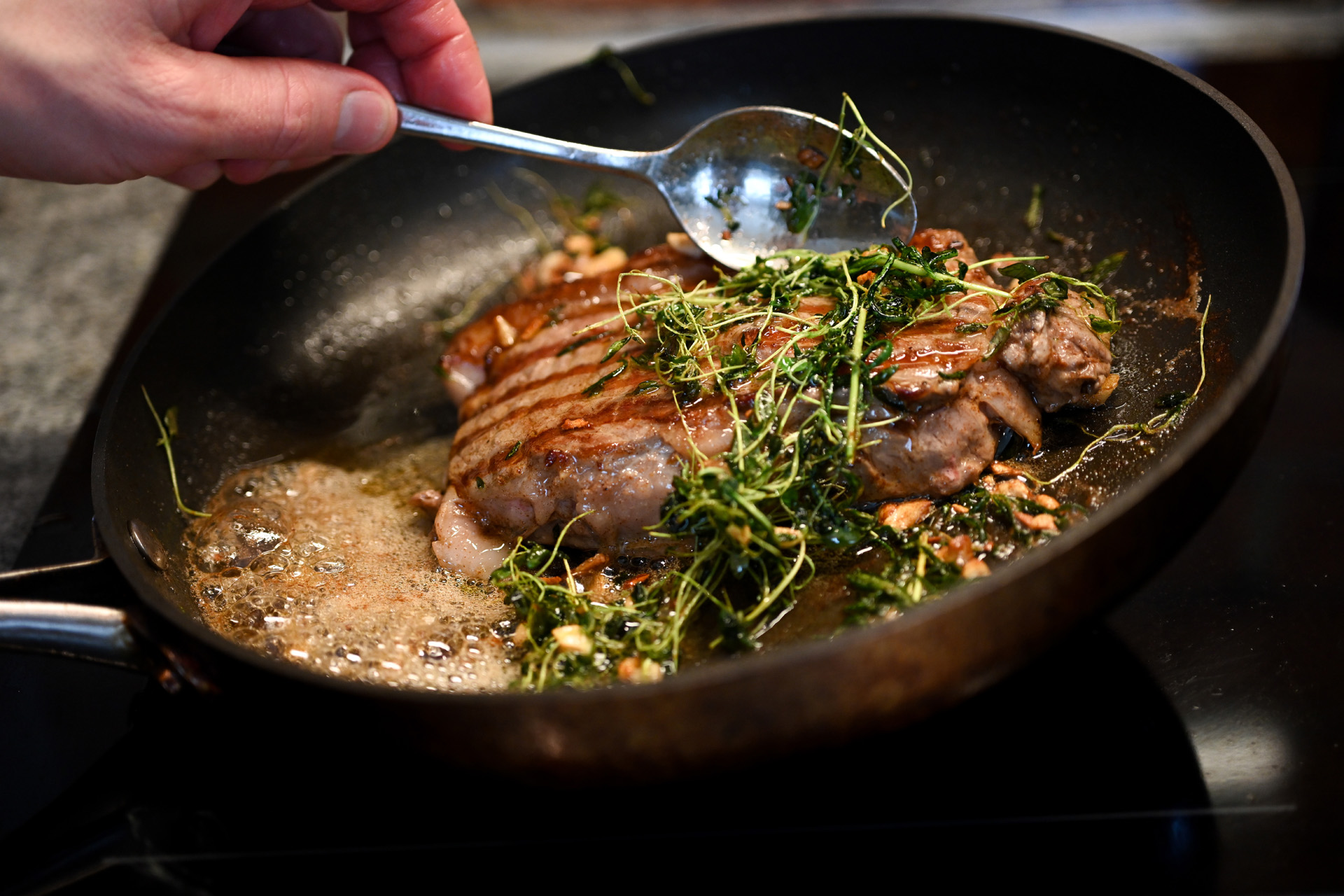 Nyårsmeny 2025: Fira Med Oss – En Lyxig Trerätters Catering!